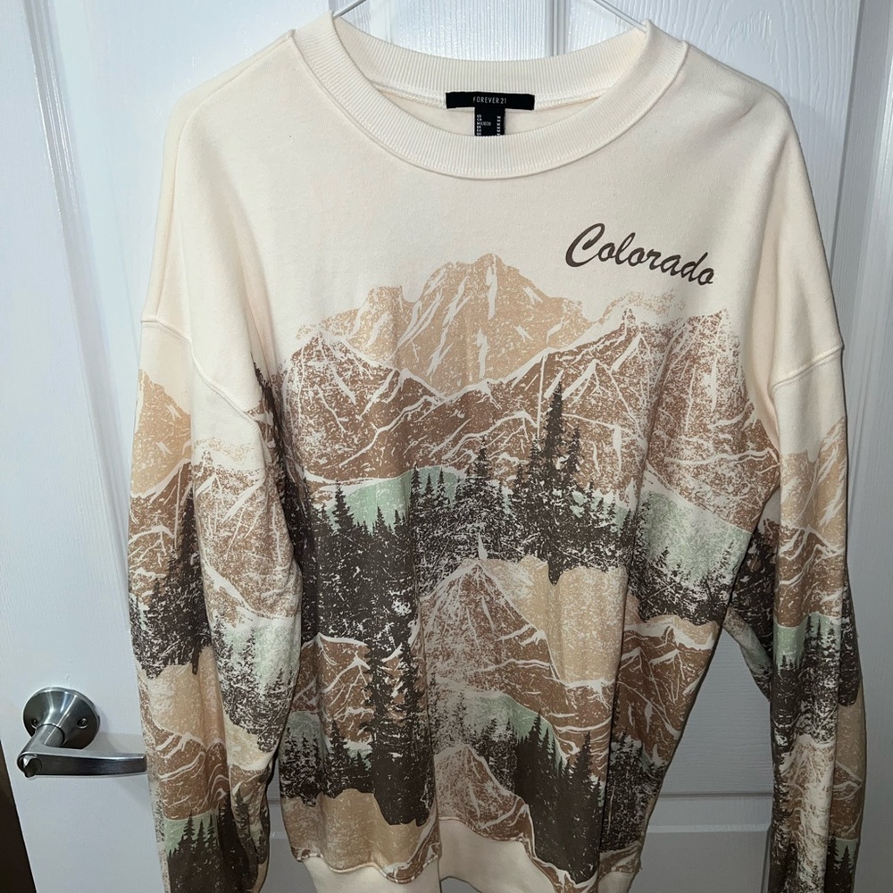Forever 21 Cream Sweatshirt